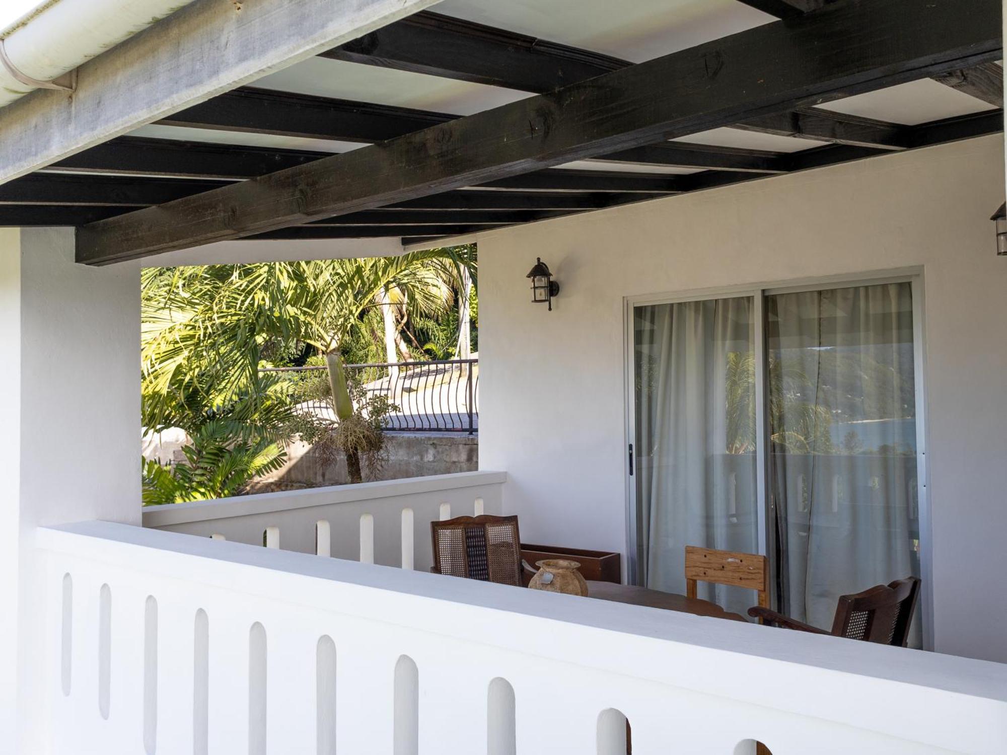 Bottle Palm Villa Victoria Extérieur photo